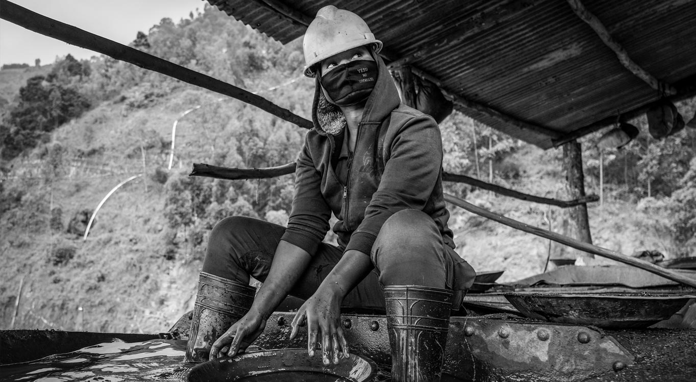 כורי טונגסטן ברואנדה, איתמר פלג