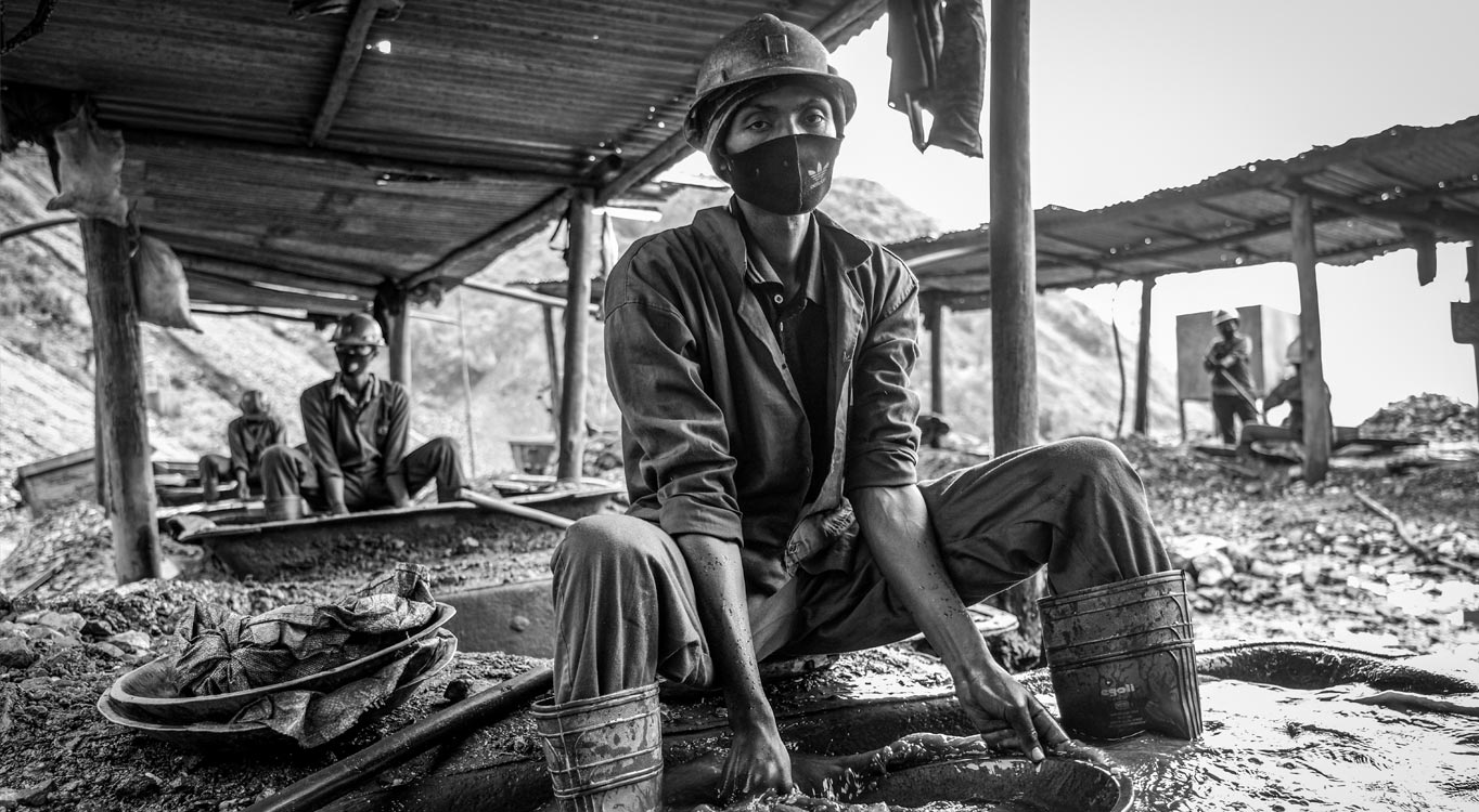 כורי טונגסטן ברואנדה, איתמר פלג