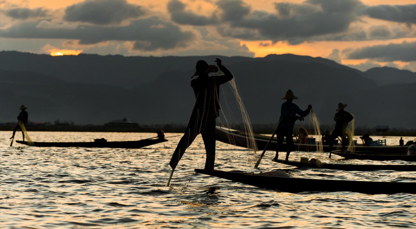 מתוך מסע צילום לבורמה עם זיו קורן