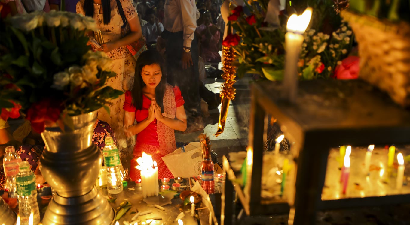 מתוך מסע צילום לבורמה עם זיו קורן