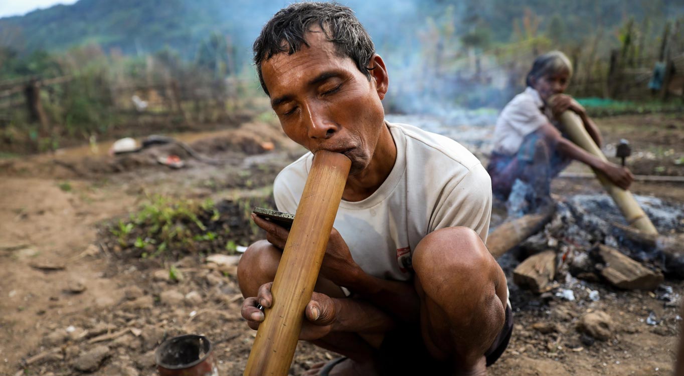 מתוך מסע צילום ללאוס וקמבודיה עם זיו קורן